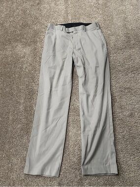 Axist Size 32/32 Men’s Khaki Dress Pants